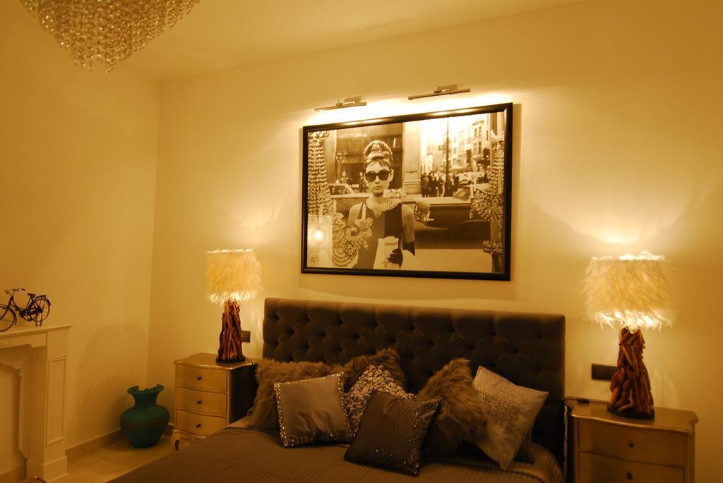 Imaginarium Apartment Syracuse Room photo